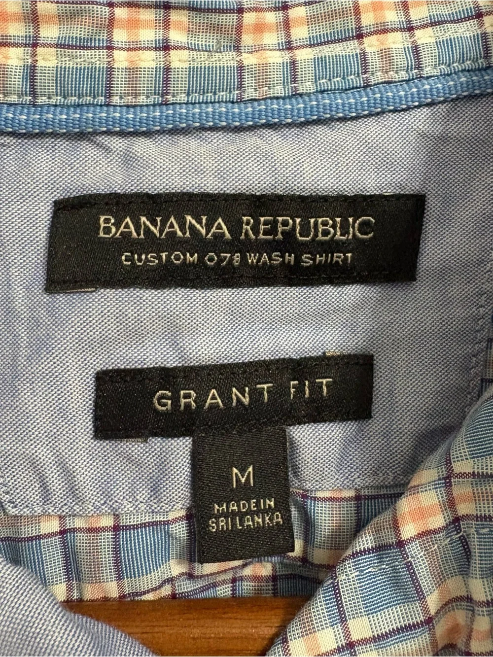 Banana Republic Blue and Pink Plaid Button-Down Shirt Grant Fit Preppy